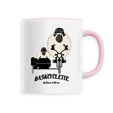 Charger l&#39;image dans la galerie, Mug anse colorée / Contrast Coffee Mug  BASKYSHEEP MAN SIDECAR
